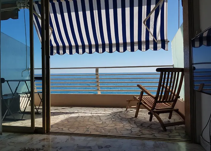 Menton Front Bord De Mer Cote D\'Azur Florentina Sea View French Riviera Proche Monaco Montecarlo Superb Studio